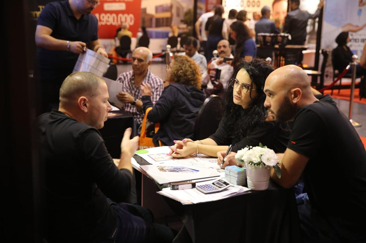 יריד הדירות צילום אייל לוי