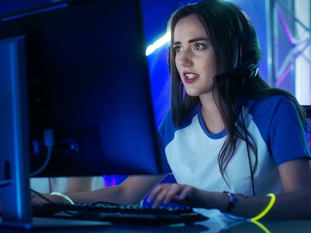 depositphotos גיימרית
