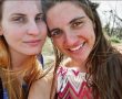 ההתמודדות עם האובדן, חוסר הוודאות והאכזבה – קולה של דנה סילברמן סיטון אחות של שירי ביבס